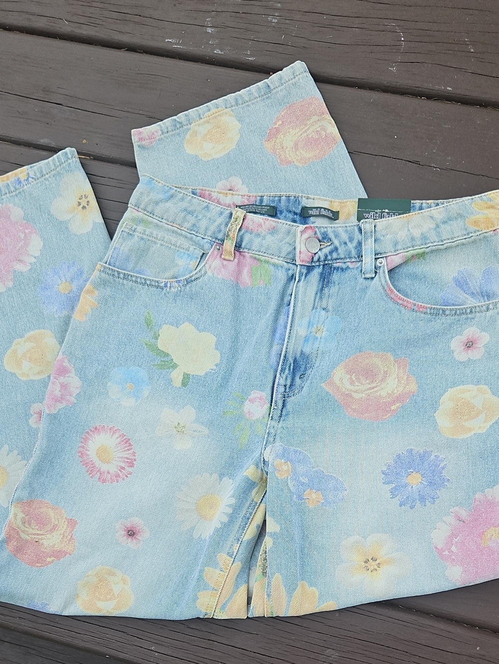 NWT! Floral Print Light Blue Women’s Jeans, Size 10